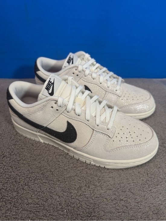 Nike Shoes - Nike dunk wmns
Brand new